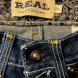 Ariat size 27 jeans